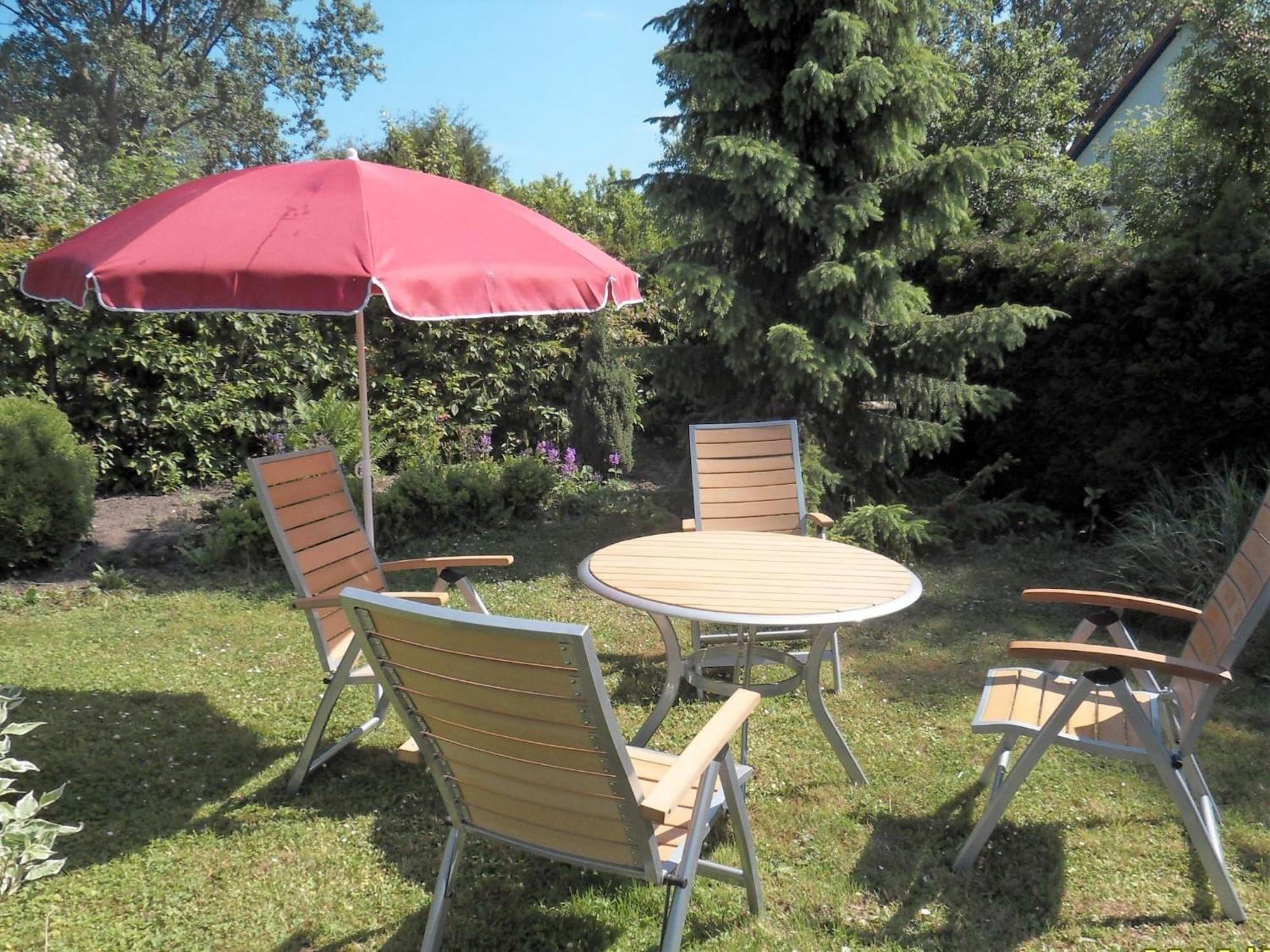 Beautiful Apartment In Rerik With Garden Near Sea Екстериор снимка